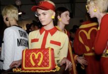 Muôn vàn ý tưởng kỳ lạ từng xuất hiện trong thời trang