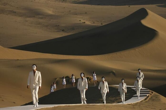 1-4 sàn diễn thời trang