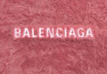 Balenciaga “nhuộm” hồng cửa hàng để quảng bá túi mới
