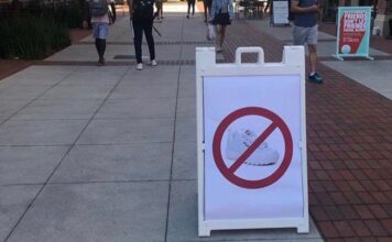 Tại sao mọi người căm ghét đôi giày FILA Disruptor II?