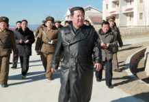 Vì sao áo khoác da bị cấm ở Triều Tiên?