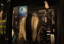 Cardigan: Từ chiến bào xa trường đến cái mác… “Phong cách” Soft Boy