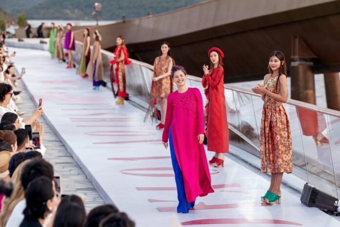 5-16811109823471481905457