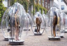 Diesel Spring Summer 2026: Cuộc săn trứng của Glenn Martens