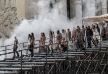 Rick Owens Woman Spring Summer 2026: Sự khải hoàn của vẻ đẹp tàn bạo